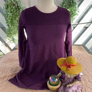 Gorgeous lightweight sweater